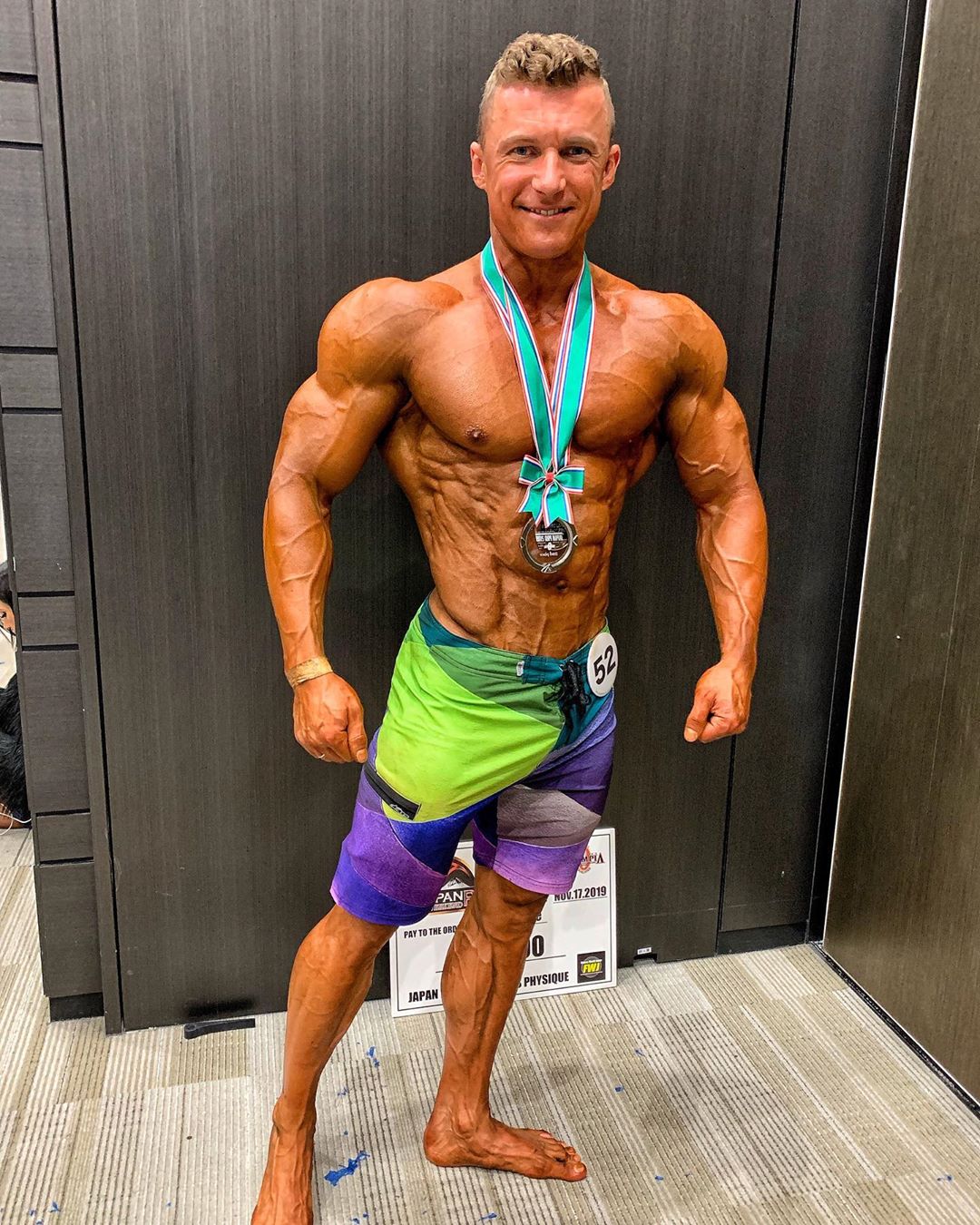 Денис Романов - абсолютный чемпион в Токио и вице-чемпион на Japan Pro 2019 - Бодибилдинг форум AnabolicShops