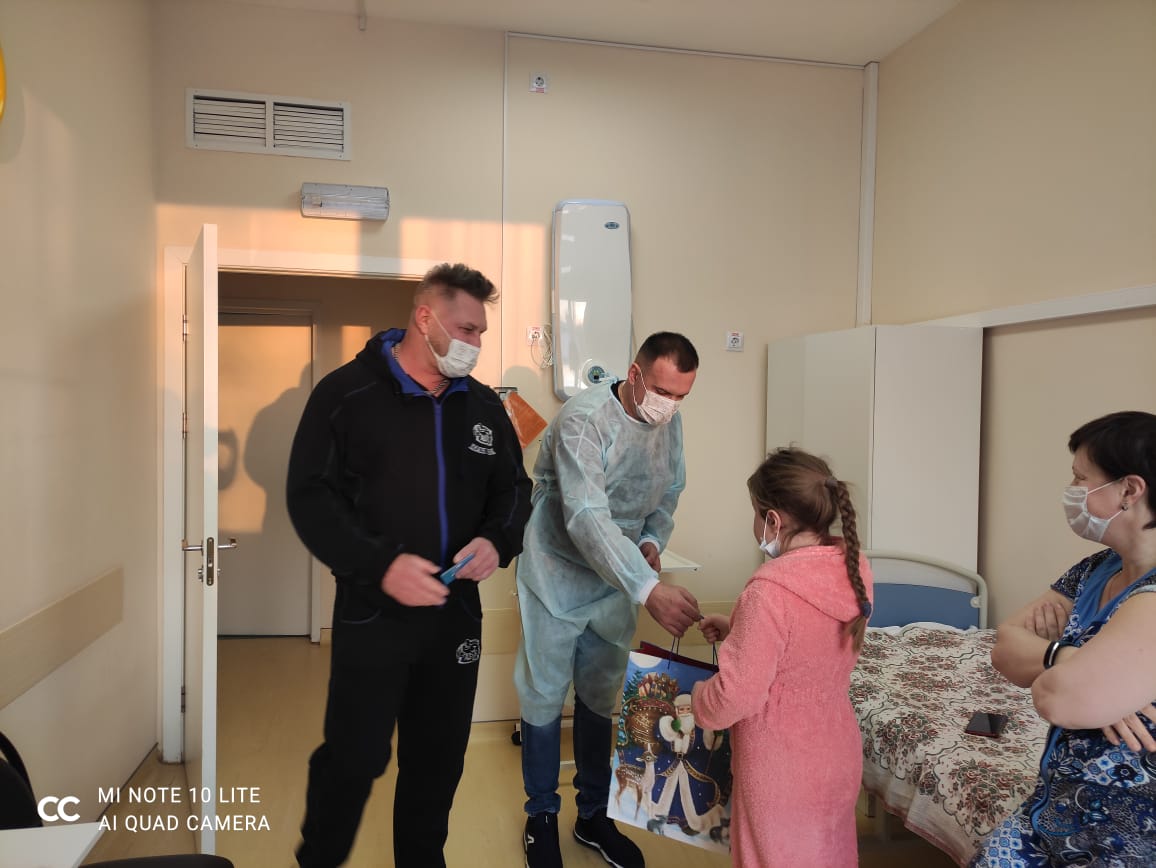 Новогодний праздник в онкоцентре-сбор открыт! - Бодибилдинг форум AnabolicShops