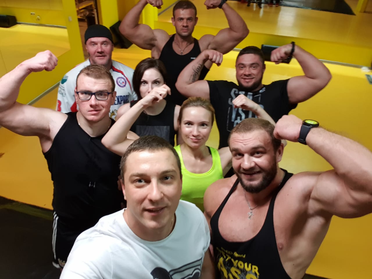 Поздравляем сокланов тут! - Бодибилдинг форум AnabolicShops